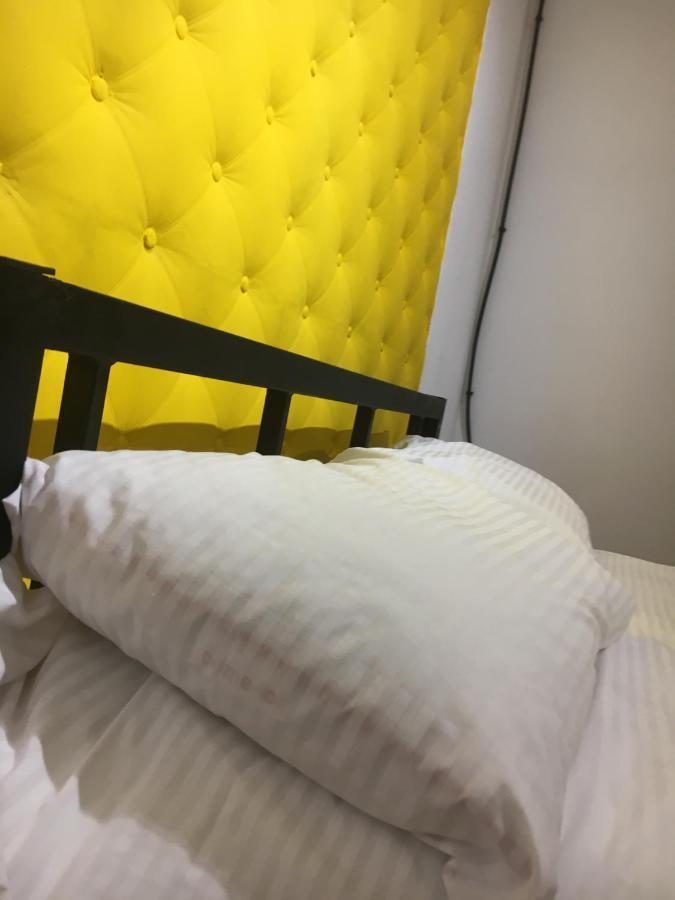 21/9 Baker Street Hostel Lviv Kültér fotó