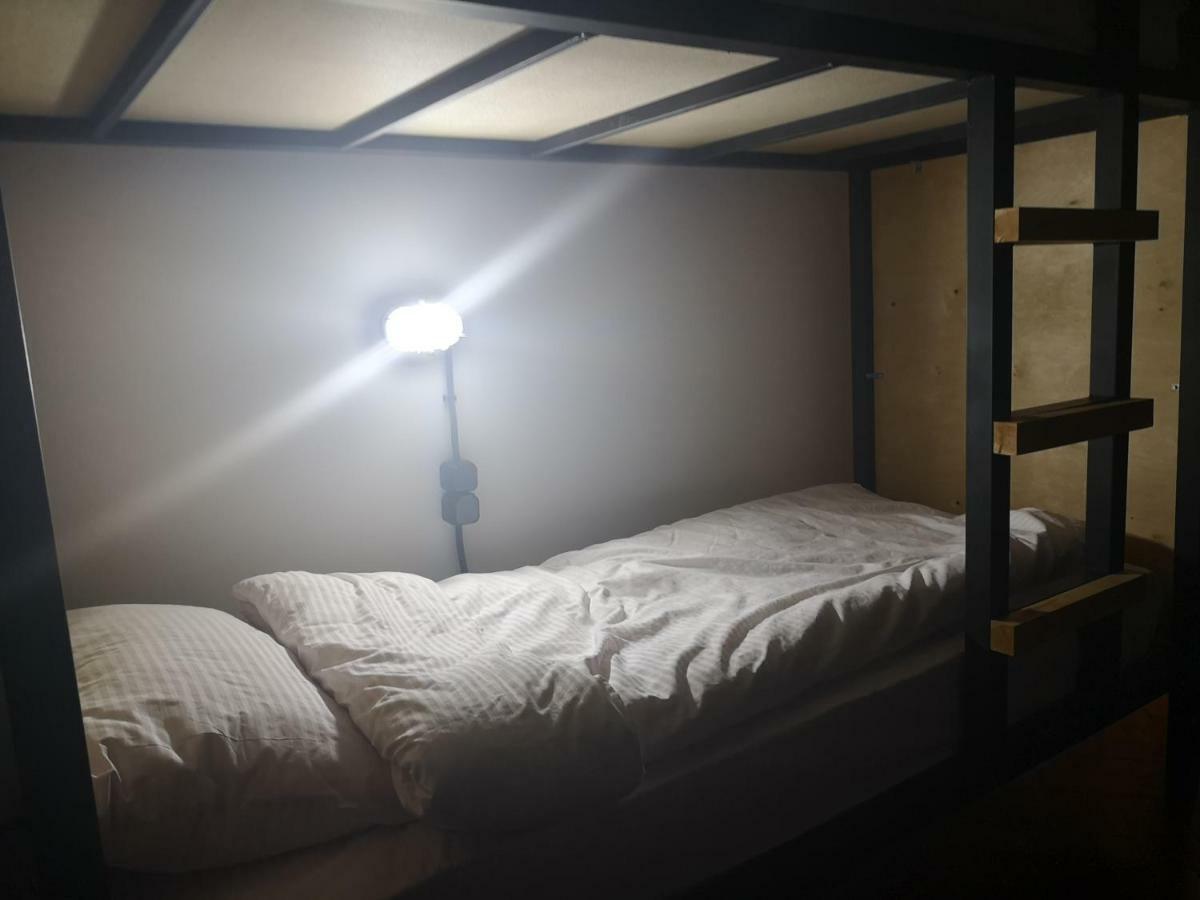 21/9 Baker Street Hostel Lviv Kültér fotó