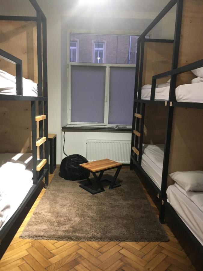 21/9 Baker Street Hostel Lviv Kültér fotó